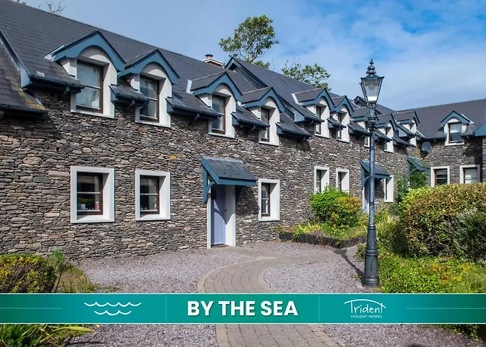 Dingle Courtyard Cottages 4 Bed By Trident Holiday Homes