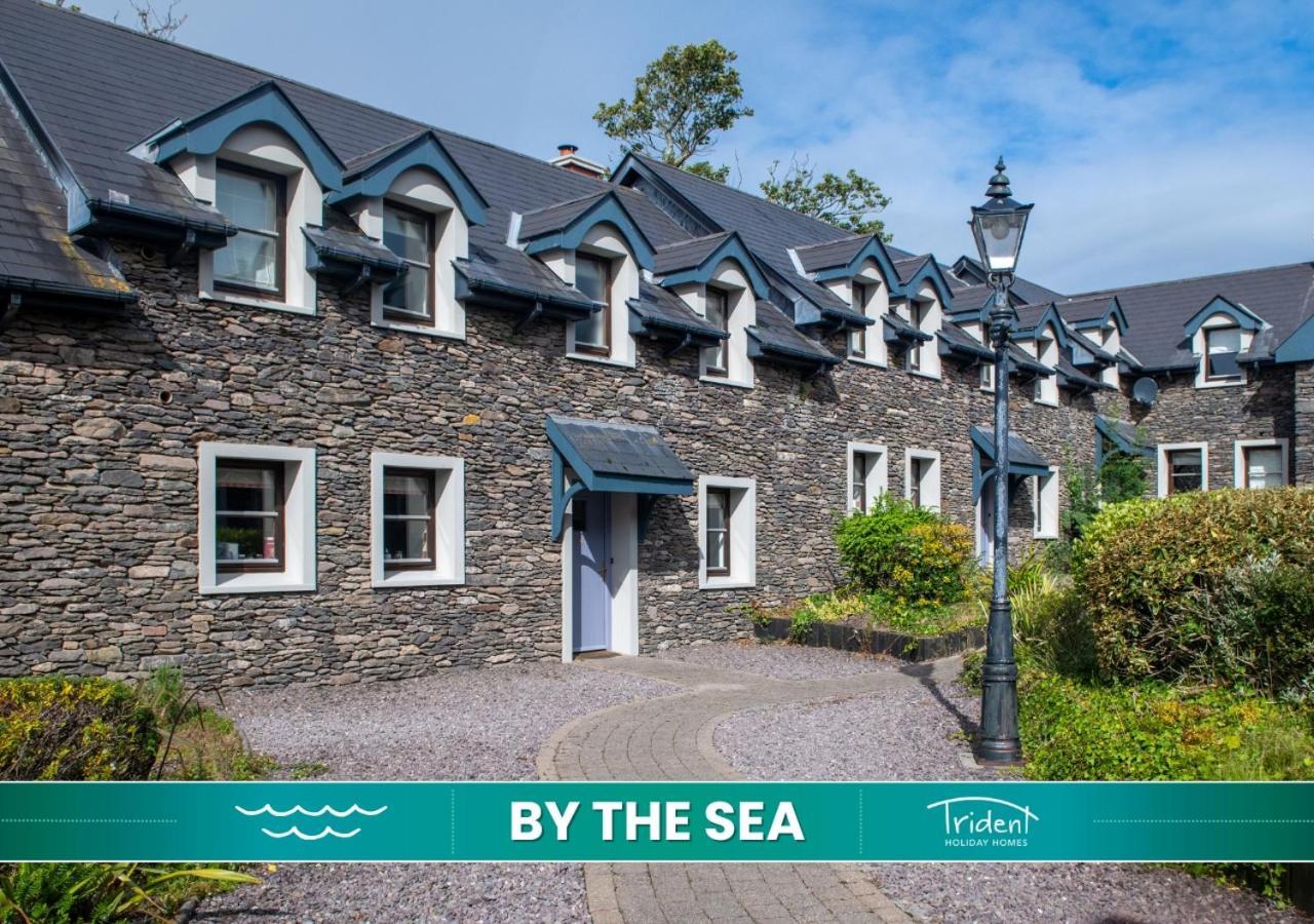 Courtyard 4 Bed By Trident Homes Holiday home *